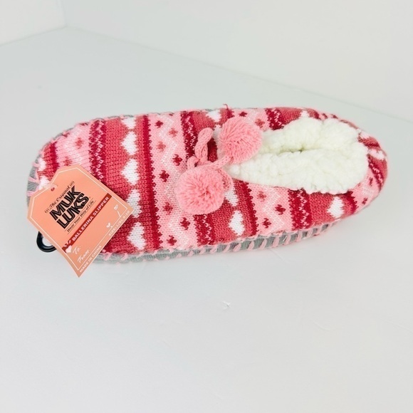 Muk Luks Accessories - NWT Muk Luks Women's Ballerina Slippers Pink hearts L/XL